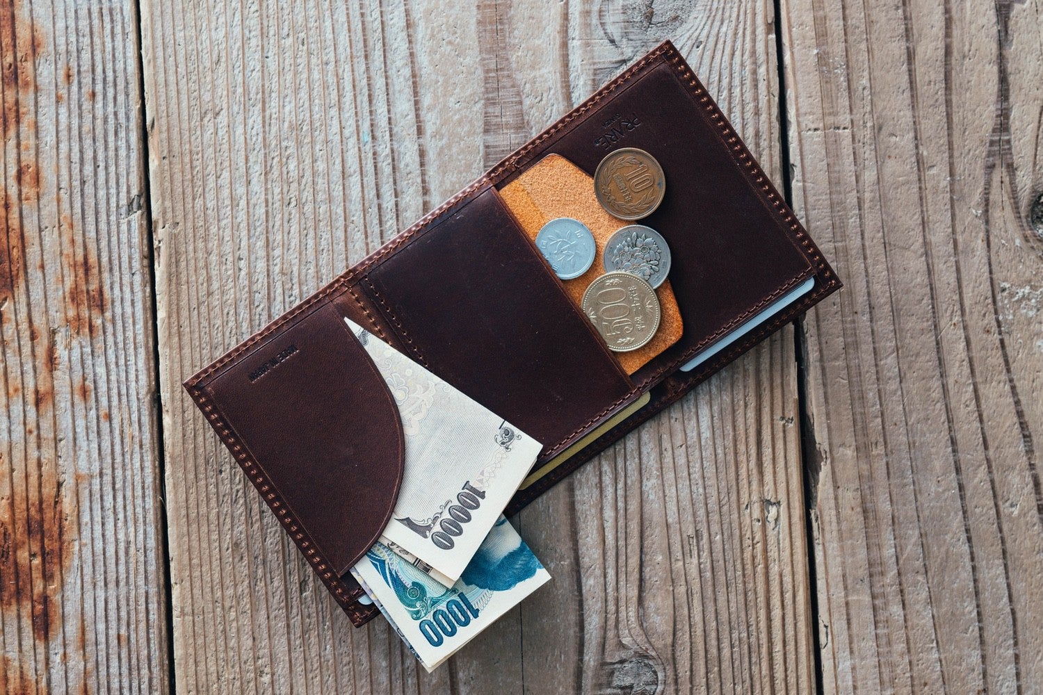 僕らがほしい、キャッシュレス時代の理想の財布「PRESSo（プレッソ