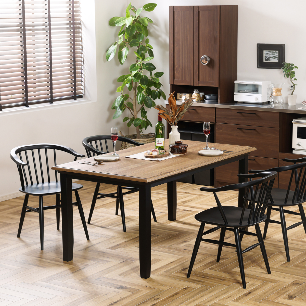 ミナ ダイニングテーブル