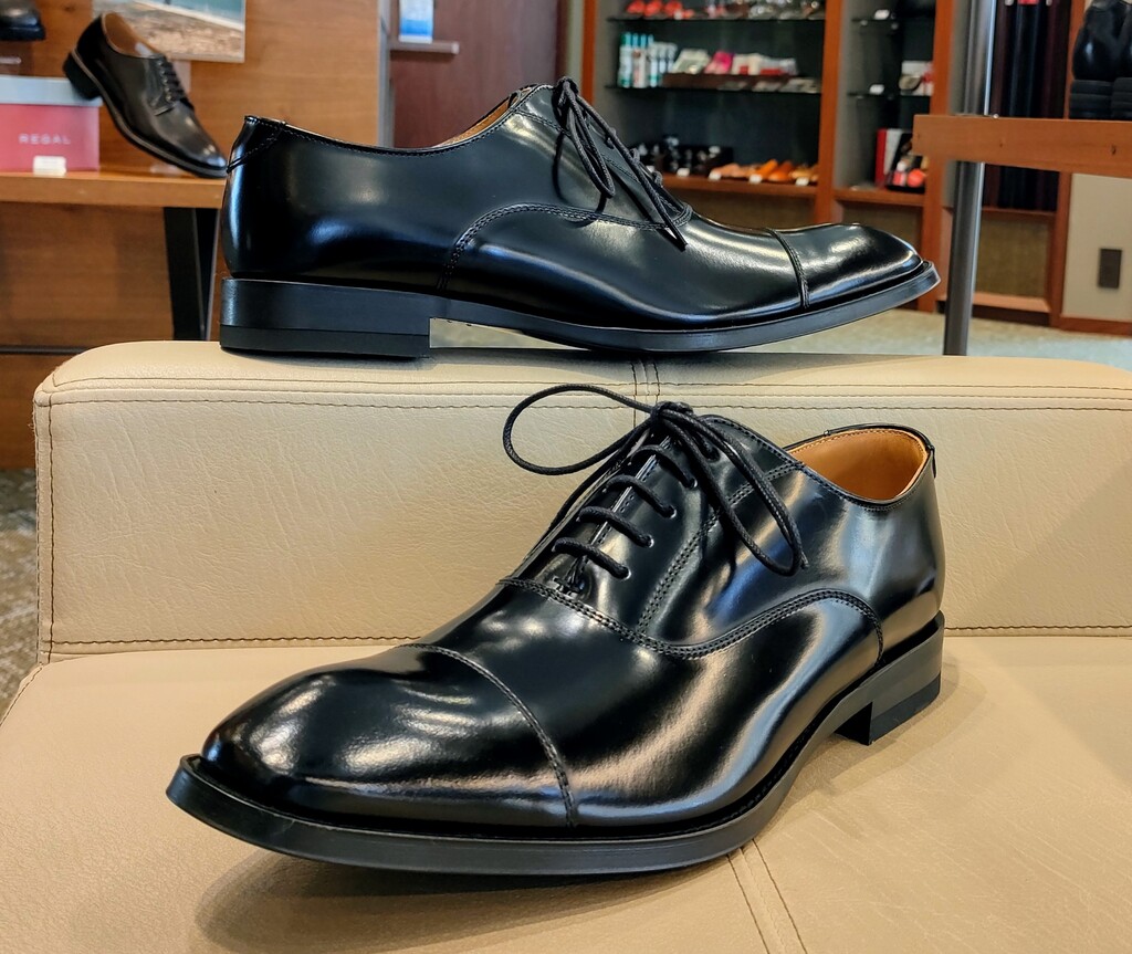 比較されやすい黒のストレートチップ | 靴のリーガルコーポレーション