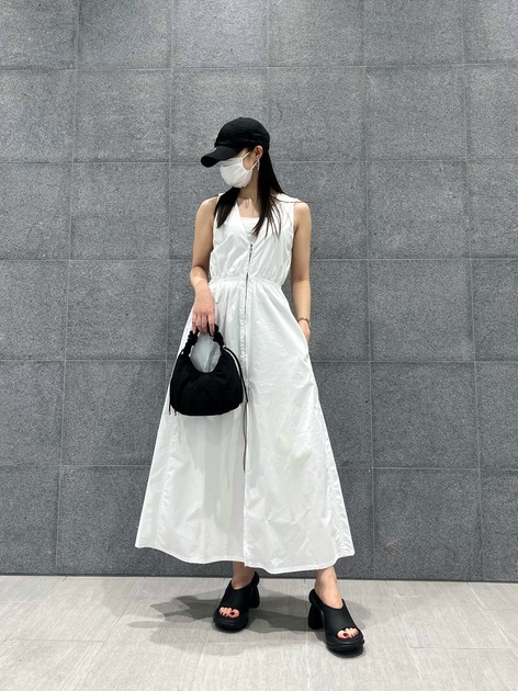 Leila レイラ オープントゥミュール - ブラック | CHARLES & KEITH