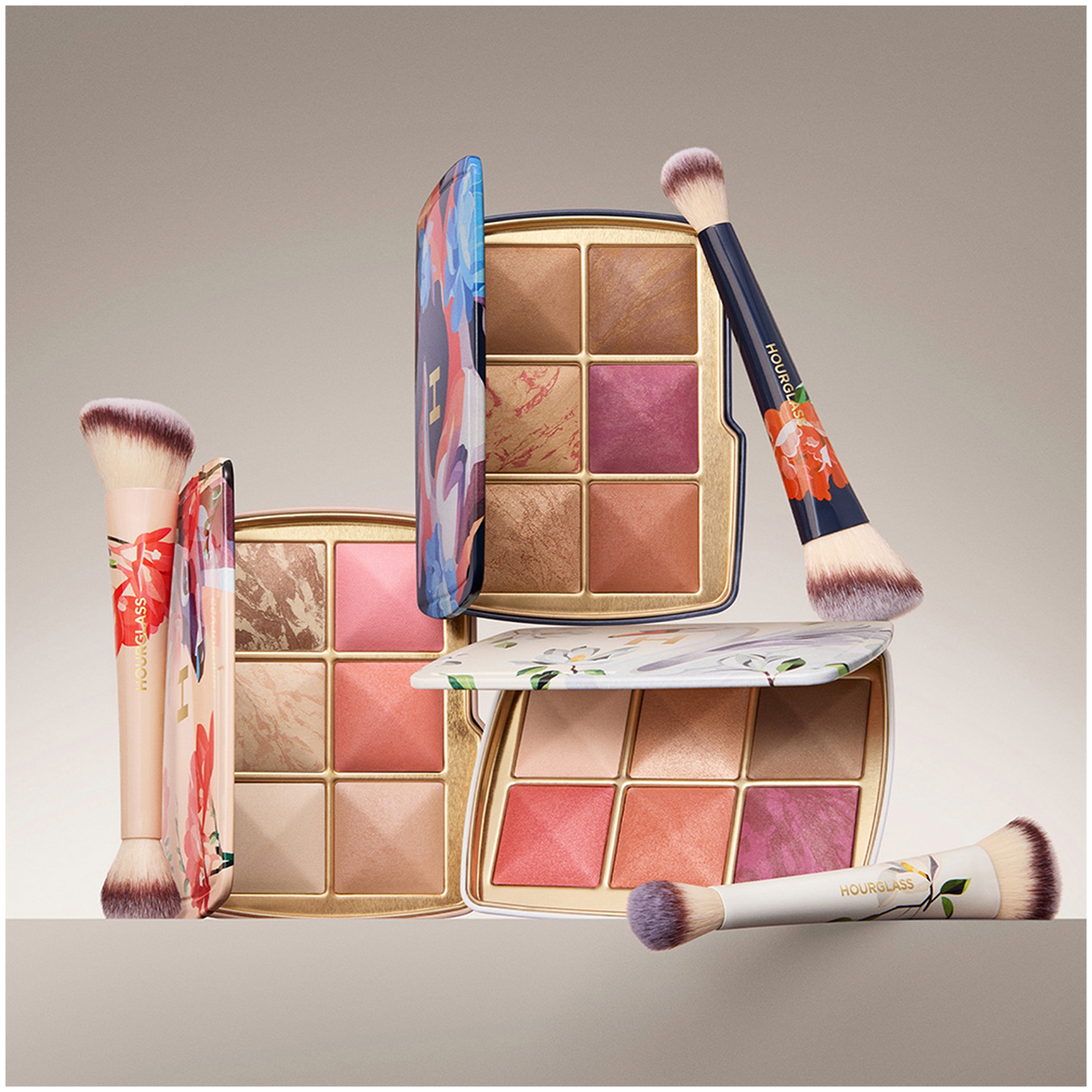 Hourglass Ambient Lighting Edit Unlocked- Swan | Cult Beauty