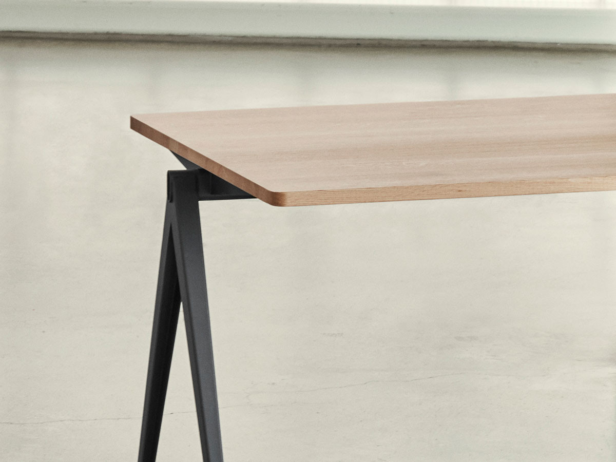 HAY PYRAMID TABLE 01 / ヘイ ピラミッド テーブル 01（幅140cm