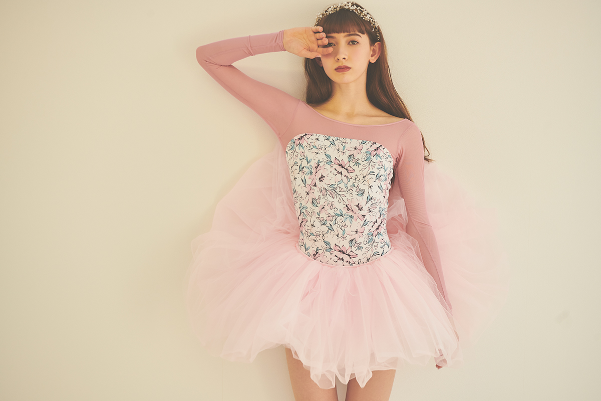 stina / type S french/navy