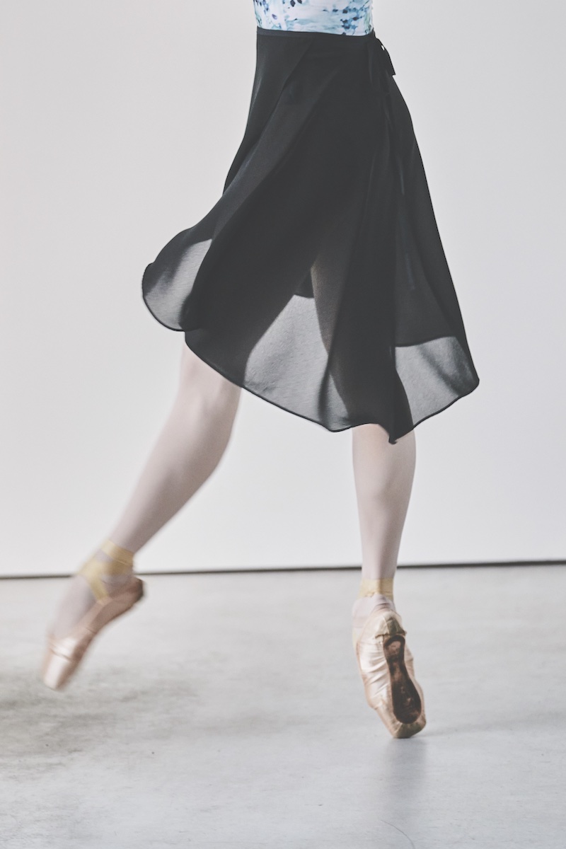 stina / black ribbon wrap skirt / black