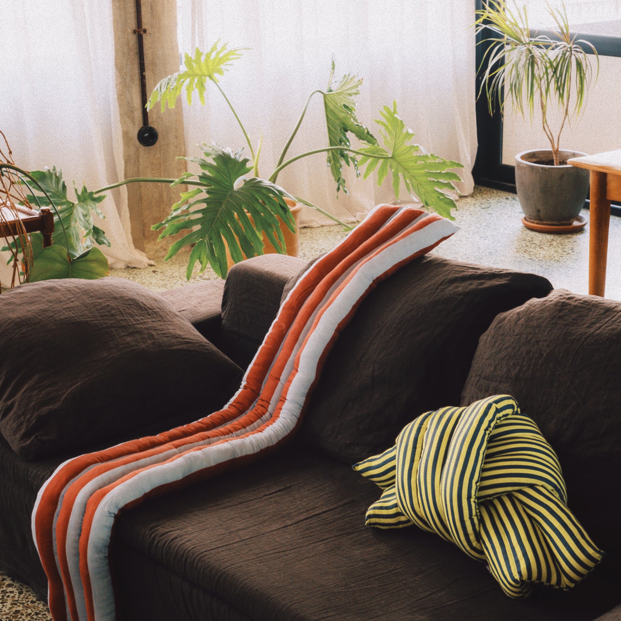 Musubi Cushion - Linen&Rayon | Candy Stripes in Steel Blue x Burgundy