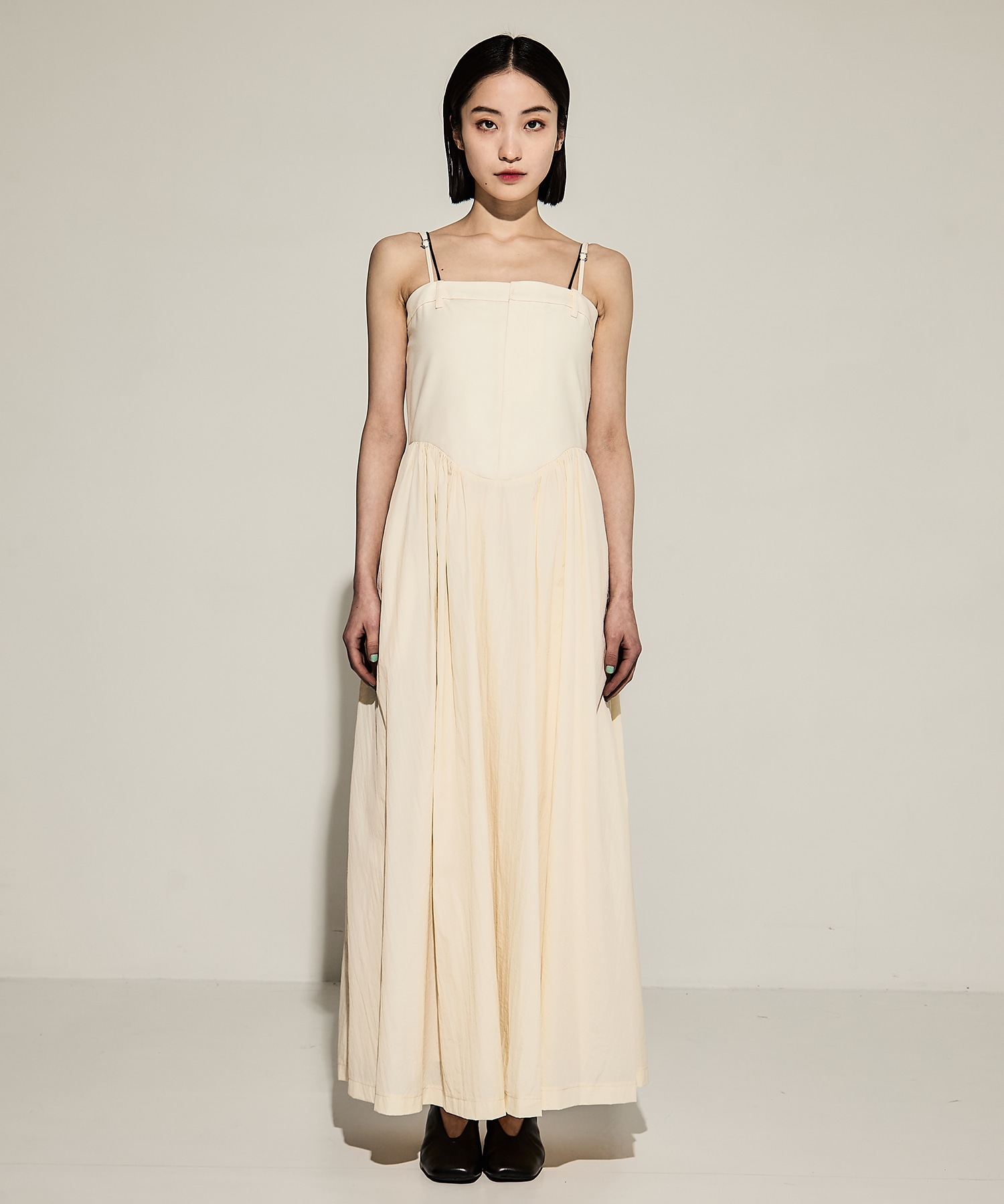 WAVE VEST WITH FLARE DRESS(S IVORY): AMERI: WOMENS｜ STUDIOUS