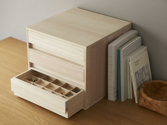 増田桐箱店/トレー 仕切り付（桐小物引き出し対応） -単品でも引き出し