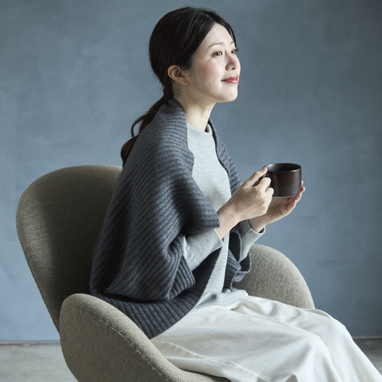 Heart of Mongolia/カシミヤ リブ編みカーディガン ショート グレー