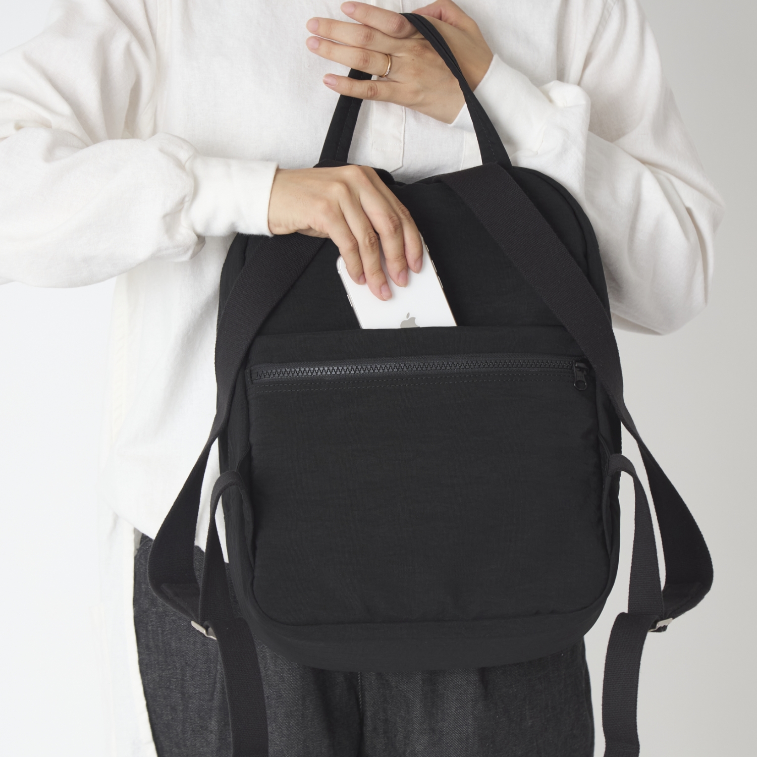 NIZYU KANO/FUKUI SIWA ナイロンリュック S -シンプルでコンパクトな