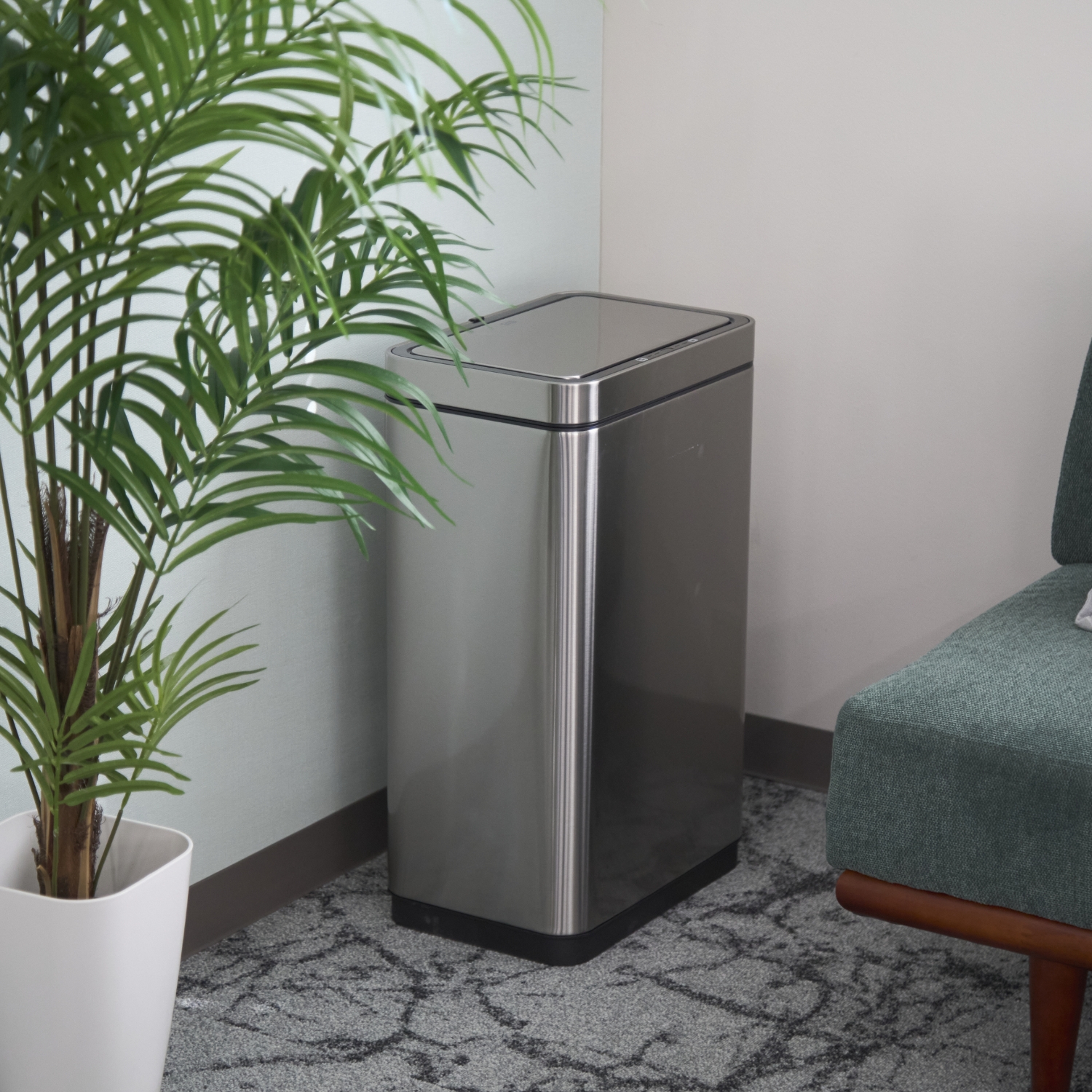 EKO/デラックスミラージュ センサービン 30L -自動開閉するから、両手