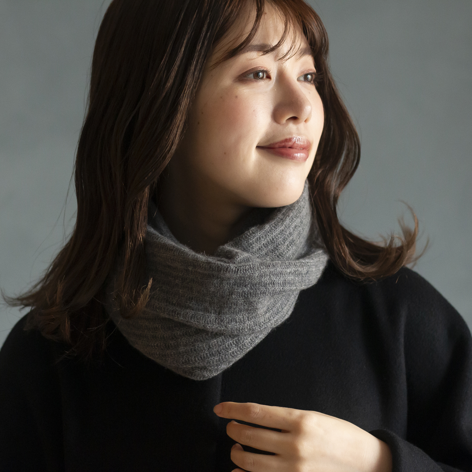 Heart of Mongolia/かたちを作りやすいカシミヤ100％スヌード -【当店