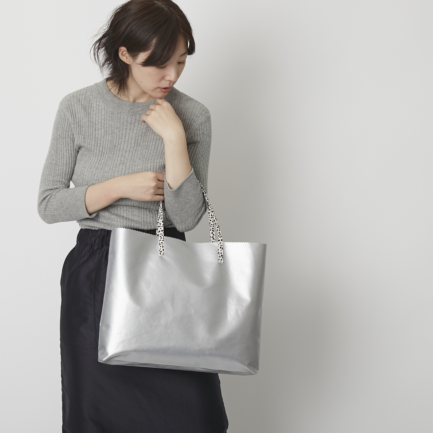 MARVELOUS！/マチ薄トートバッグ -ヒールにもスニーカーにも似合う