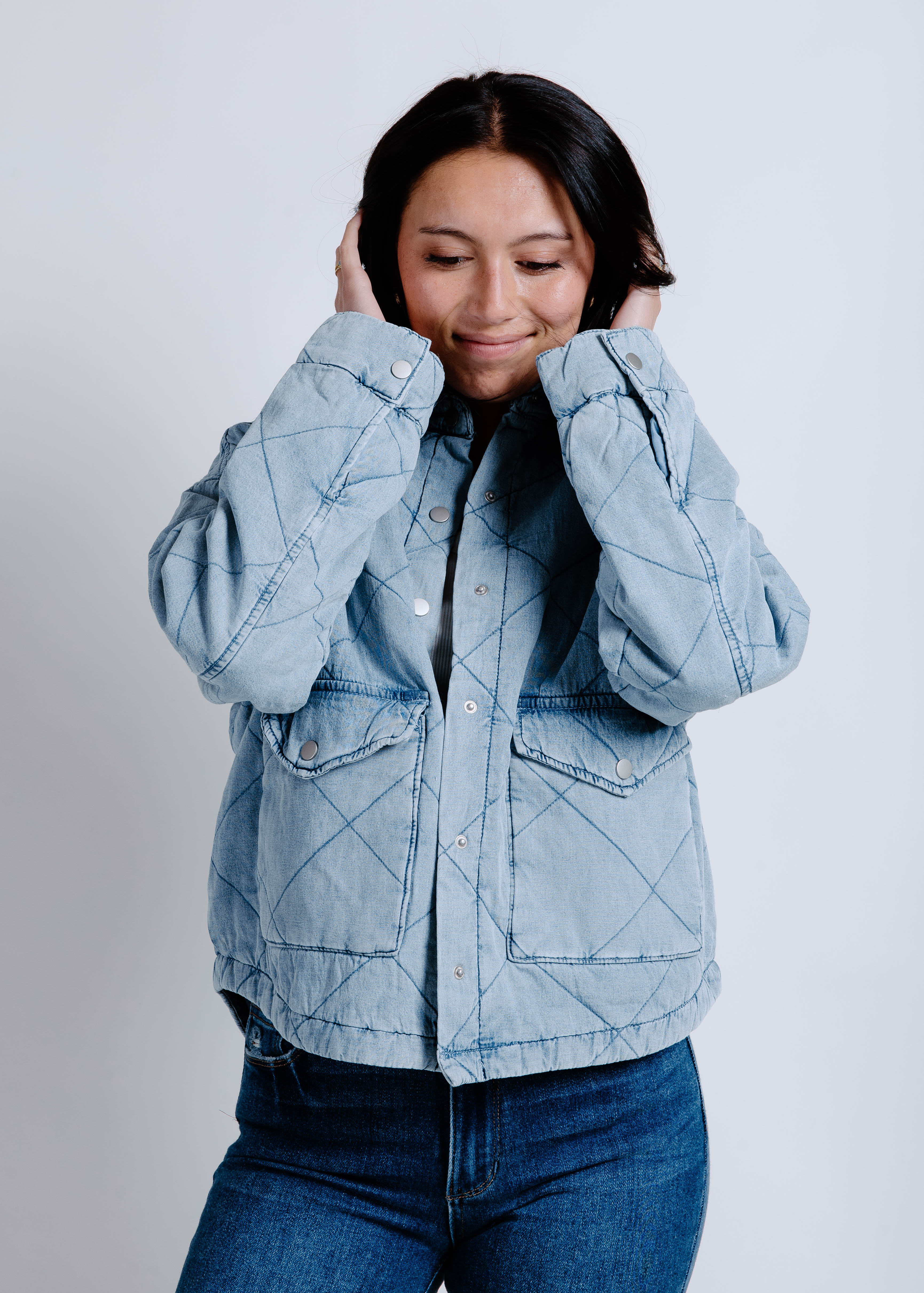 TheAllieQuiltedDenimJacket_2.