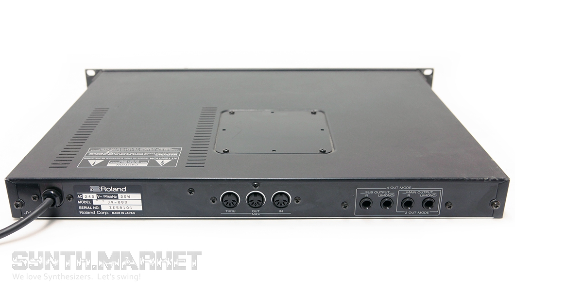 Roland JV-880: Rackmounted Sound Module/ Tone Generator