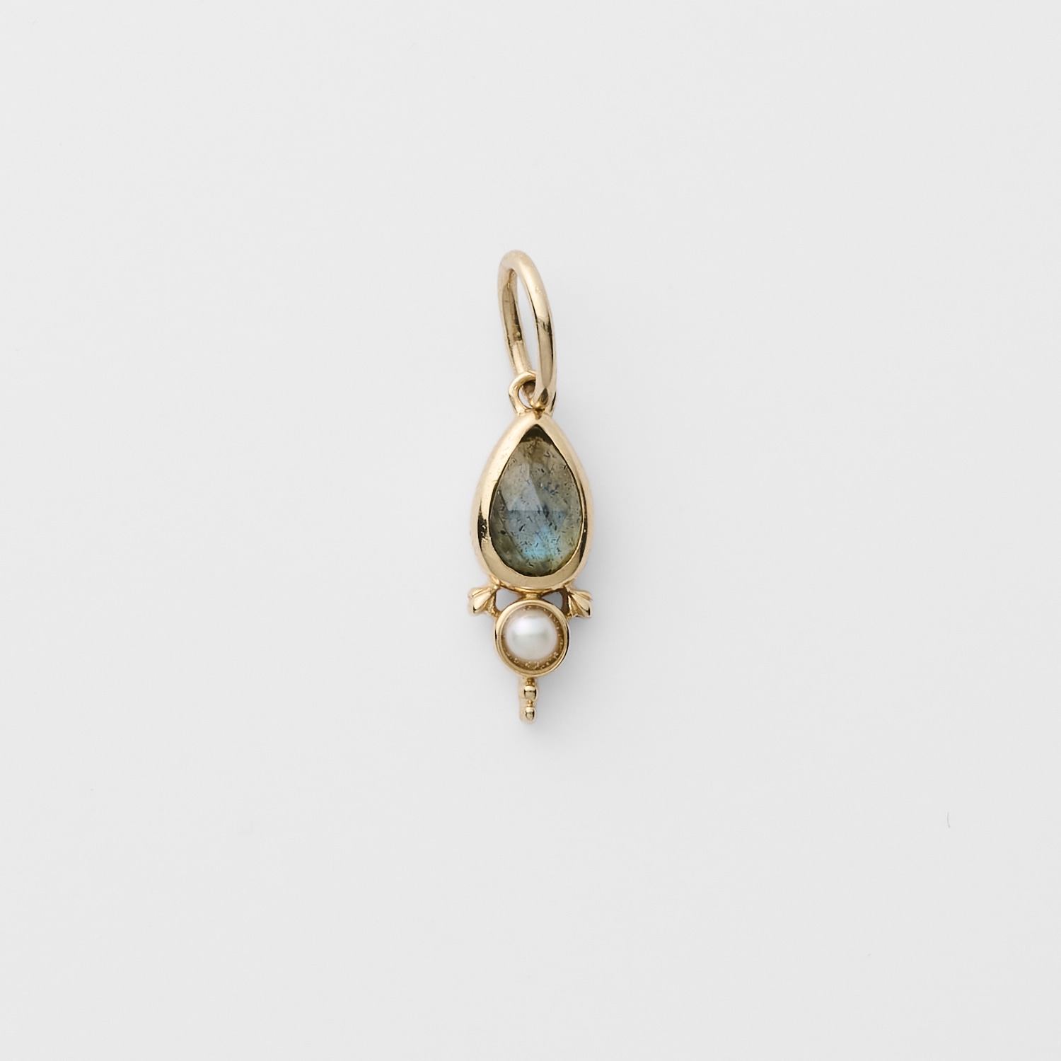 K5ラブラドライトチャーム｜ネックレスチャーム｜アガット 公式