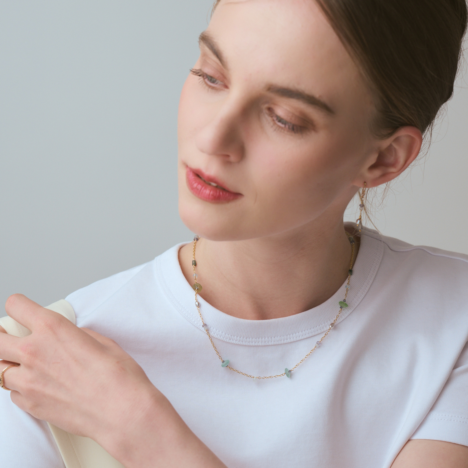 ゴールドマルチストーンネックレス｜ネックレス｜アガット 公式