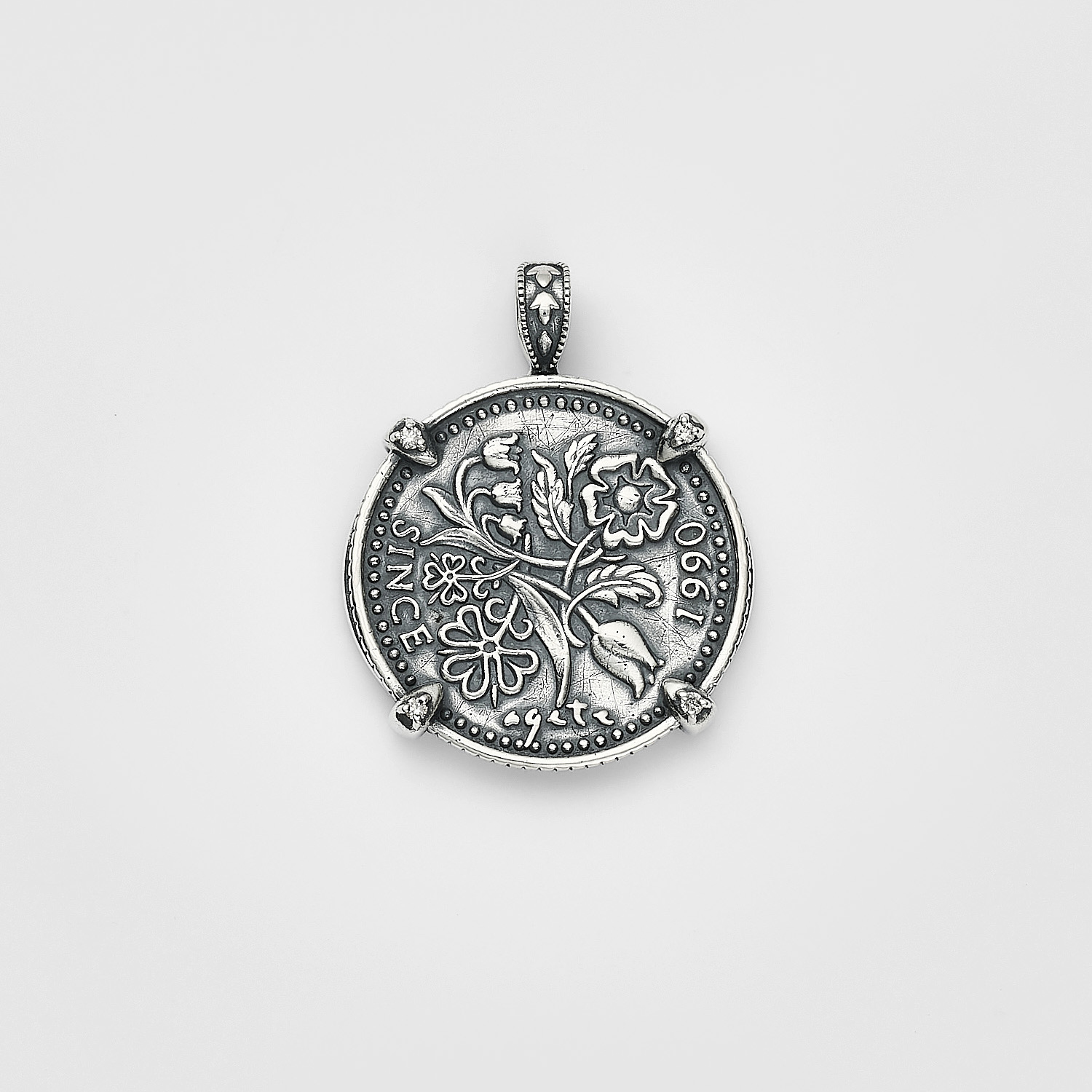 シルバーダイヤモンドチャーム｜ネックレスチャーム｜アガット 公式