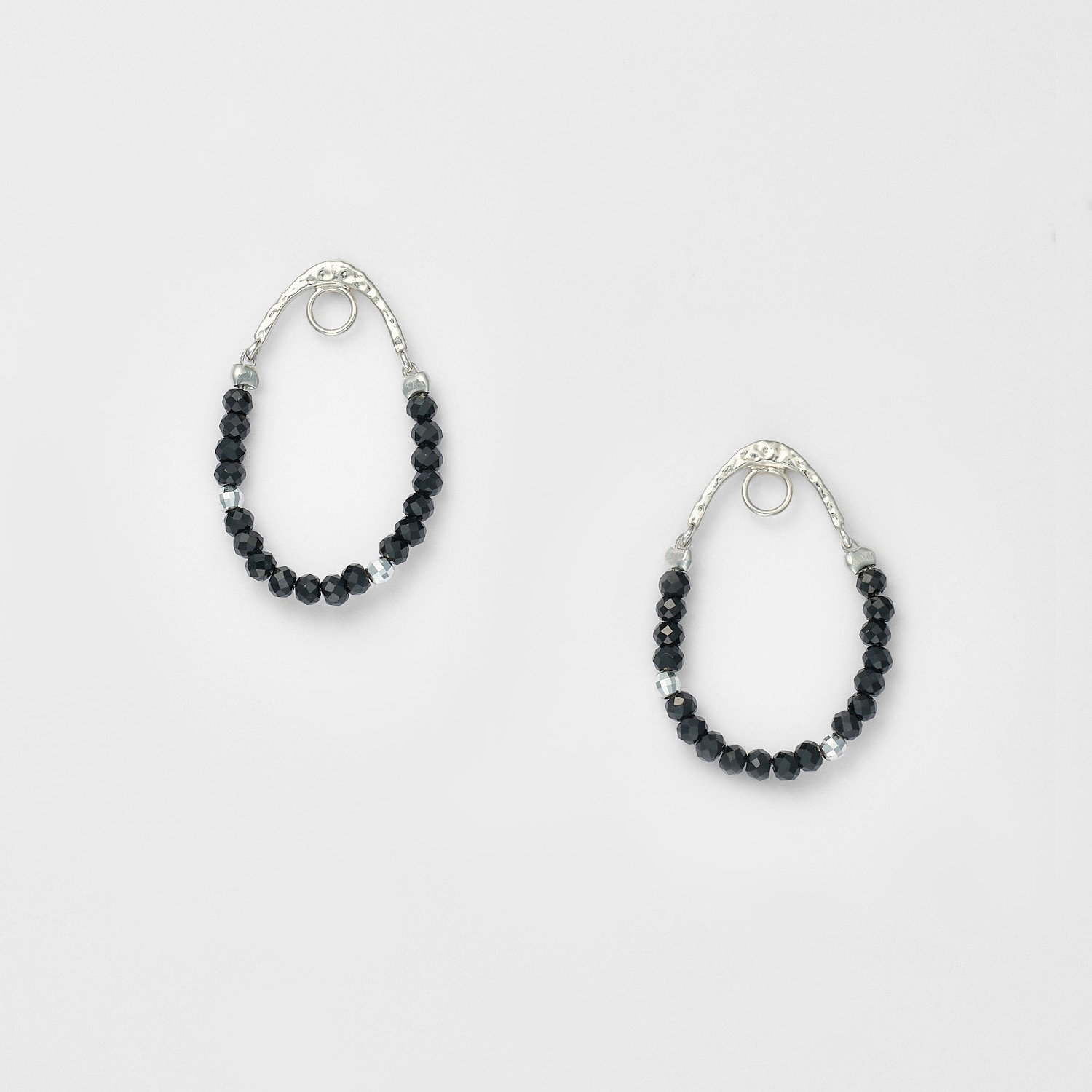 シルバースピネルピアスチャーム｜ピアスチャーム｜アガット 公式