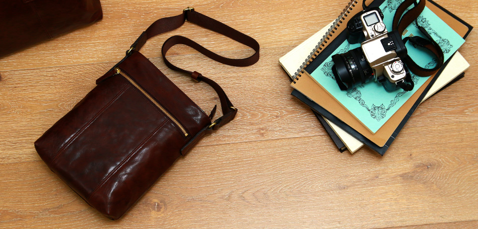 ビュッフルショルダー』(全3色)バッファローレザー/耐久性に優れた