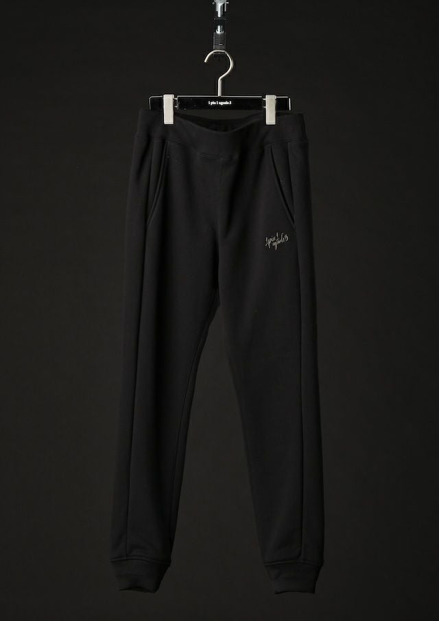 SET-UP (ジャージ+パンツ) | 1PIU1UGUALE3