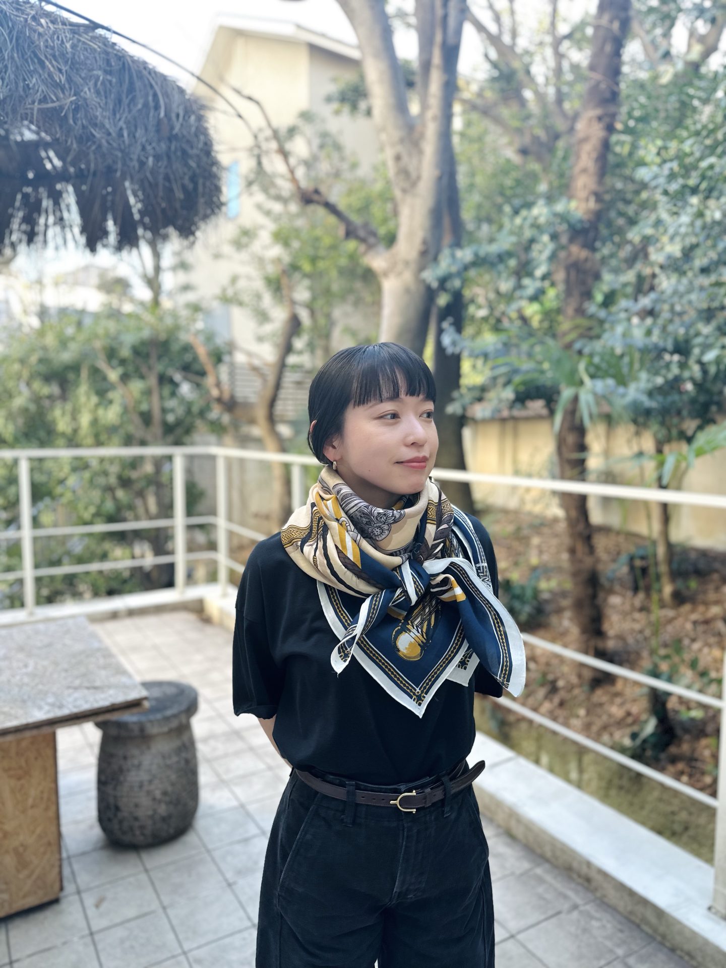 マニプリ】夏こそ大判ストールが活躍！ by PR 杉浦 彩華さん｜着こなし