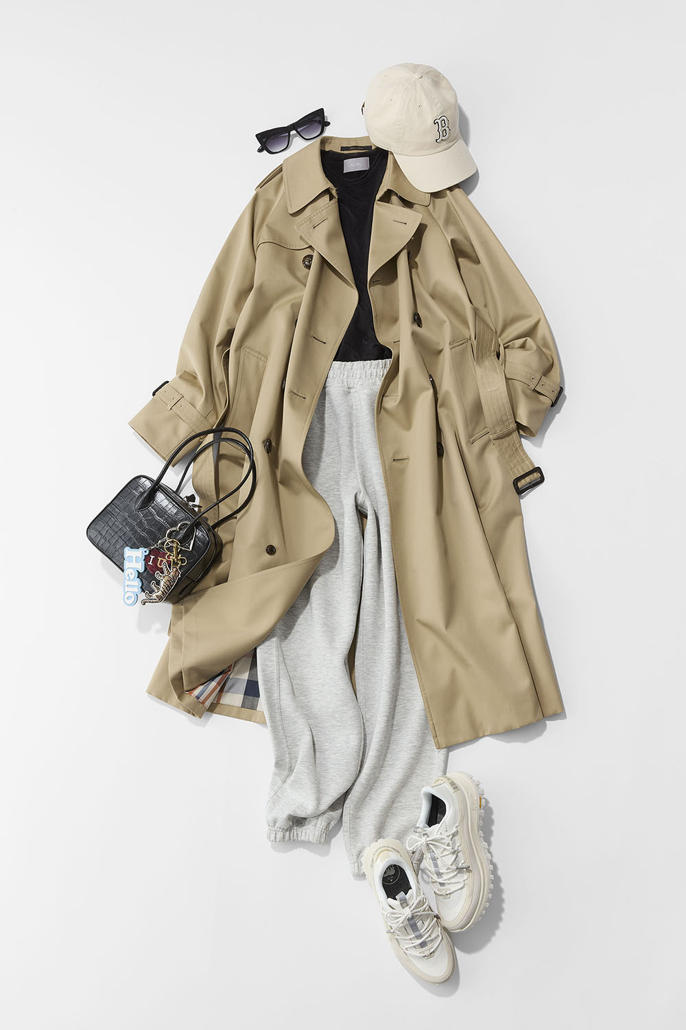 2025/10/26 sun.】週末カジュアルをトレンチコートで格上げ