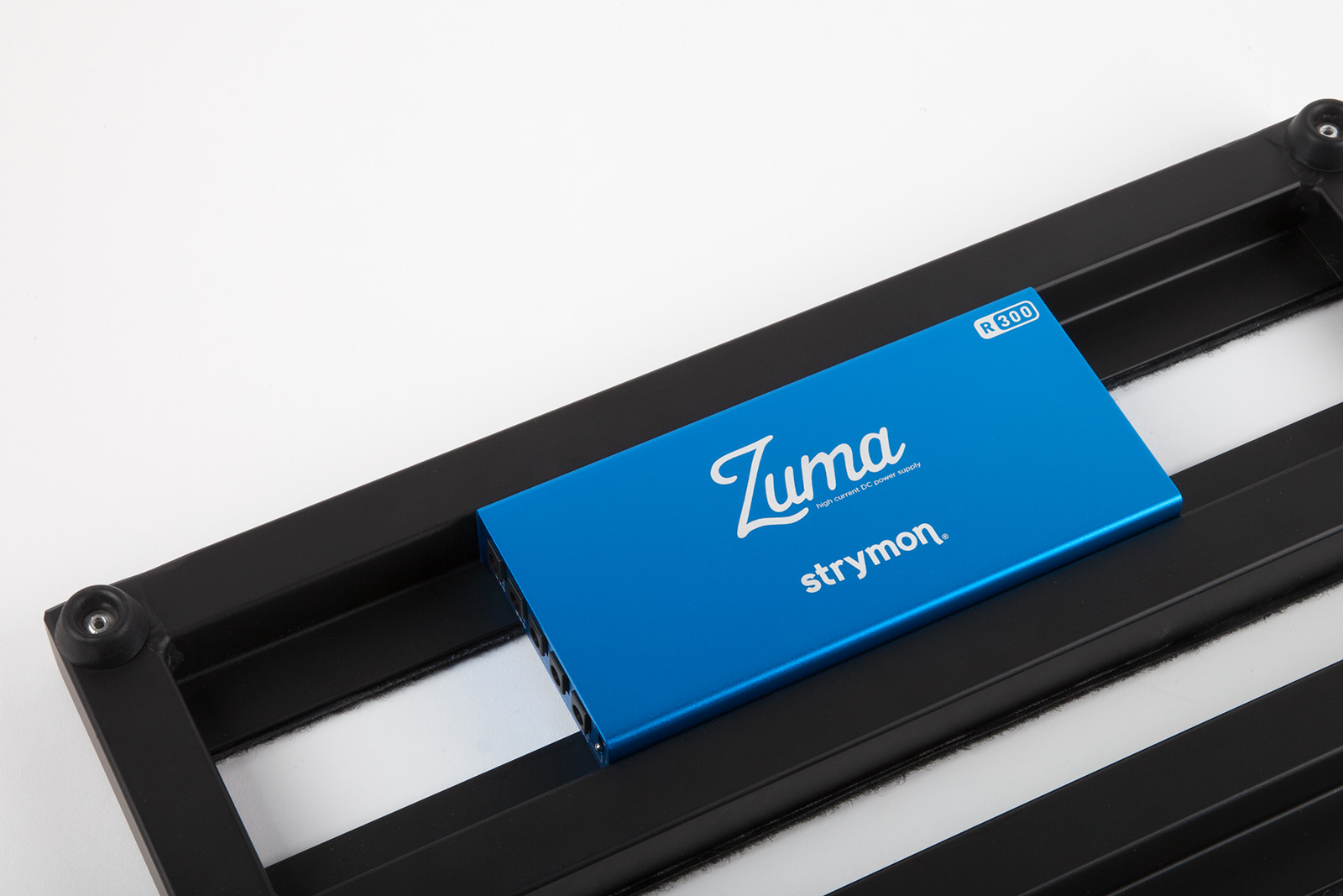 strymon | Zuma R300 | ハイ・パワーサプライ・ユニット | 製品情報