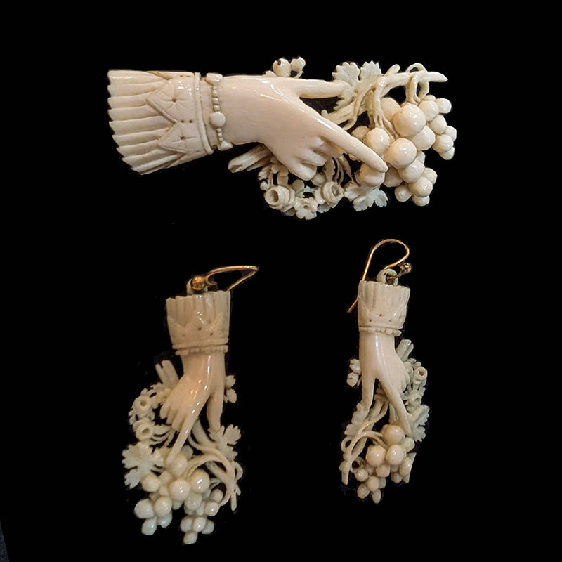 アイボリーブローチ・ピアスセット – ETALAGE（エタラージュ）