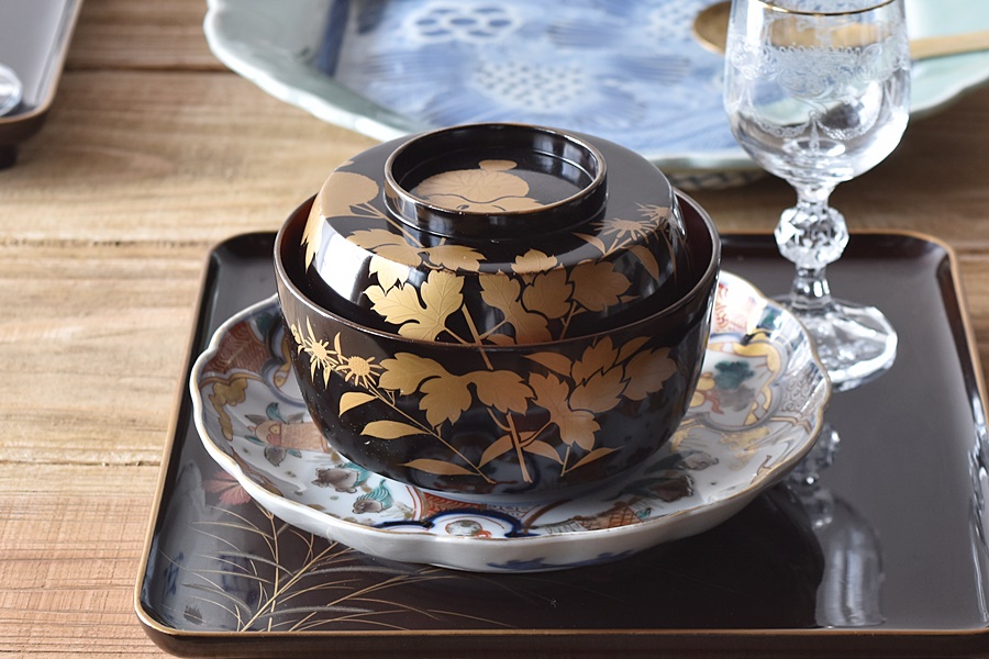 時代物骨董 大正以前 青漆吸物椀 天然木本漆 松柄金蒔絵 緑に内朱 懐石