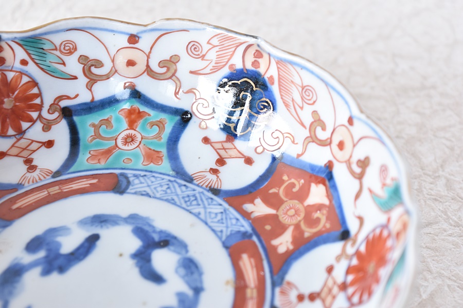 伊万里 色絵 赤玉瓔珞文 輪花型膾皿 稜花形 - 生活骨董と古布の