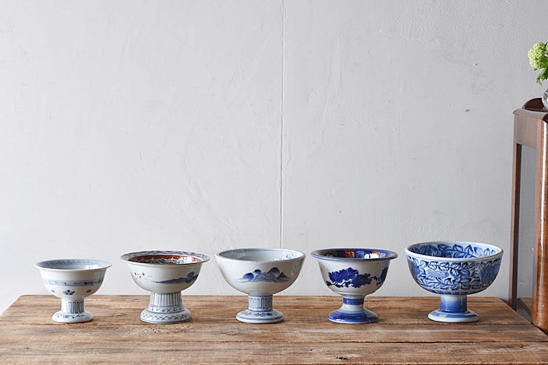 伊万里 染付 線描き 牡丹 唐草 盃洗 - 生活骨董と古布のアンティーク