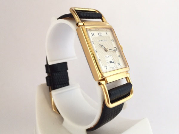 ハミルトン 箱・説明書・ワランティカード付き ドライバーズウォッチ