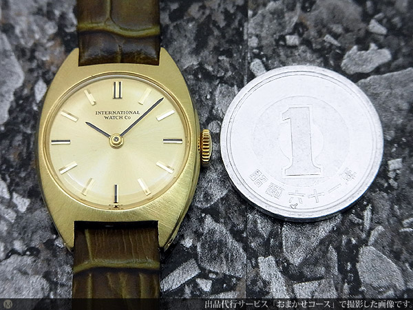 IWC レディース 18金無垢ケース 美品 人気モデル 未使用ベルト装着 手