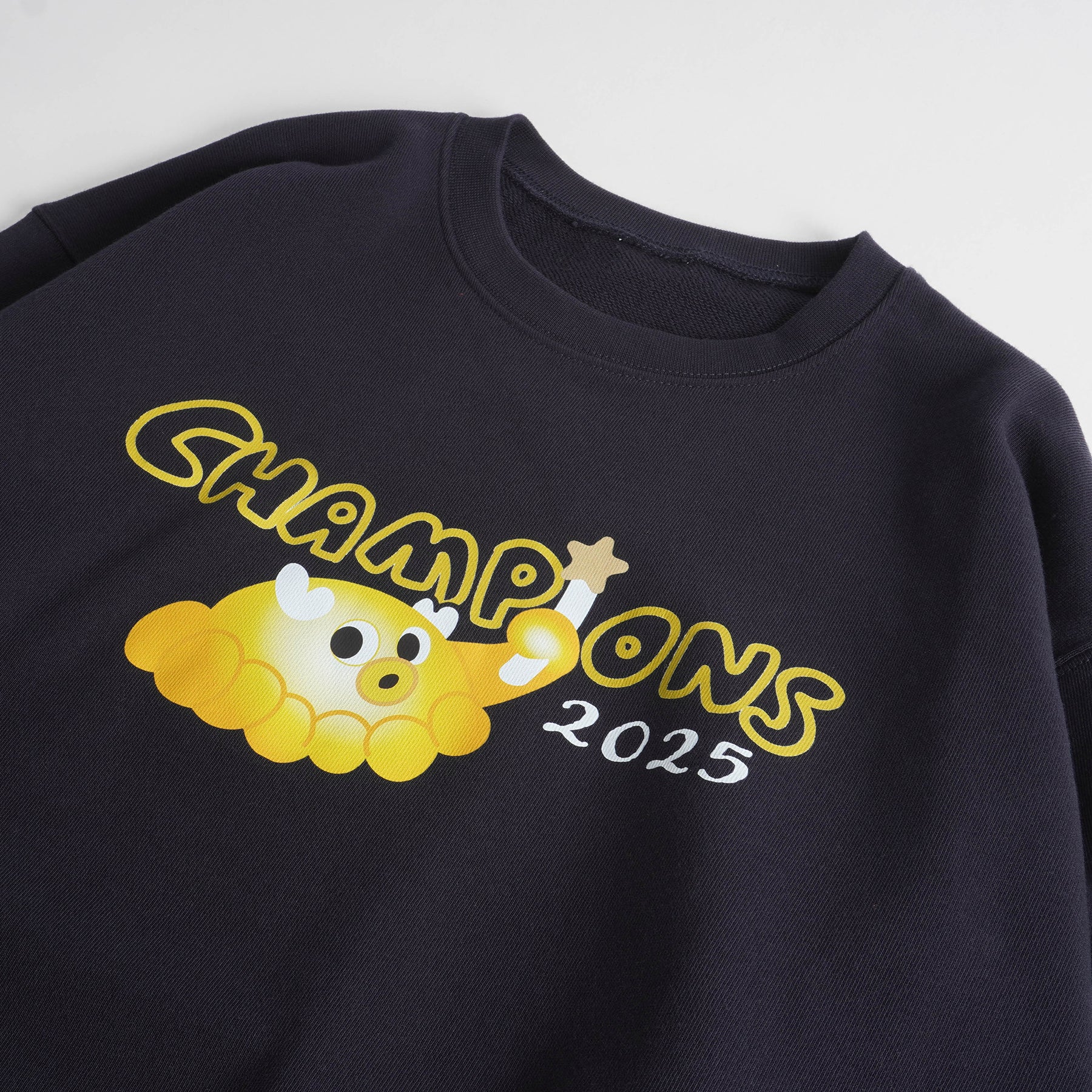 25J1リーグ優勝記念スウェット（黄金のしかたこChampions）全2色