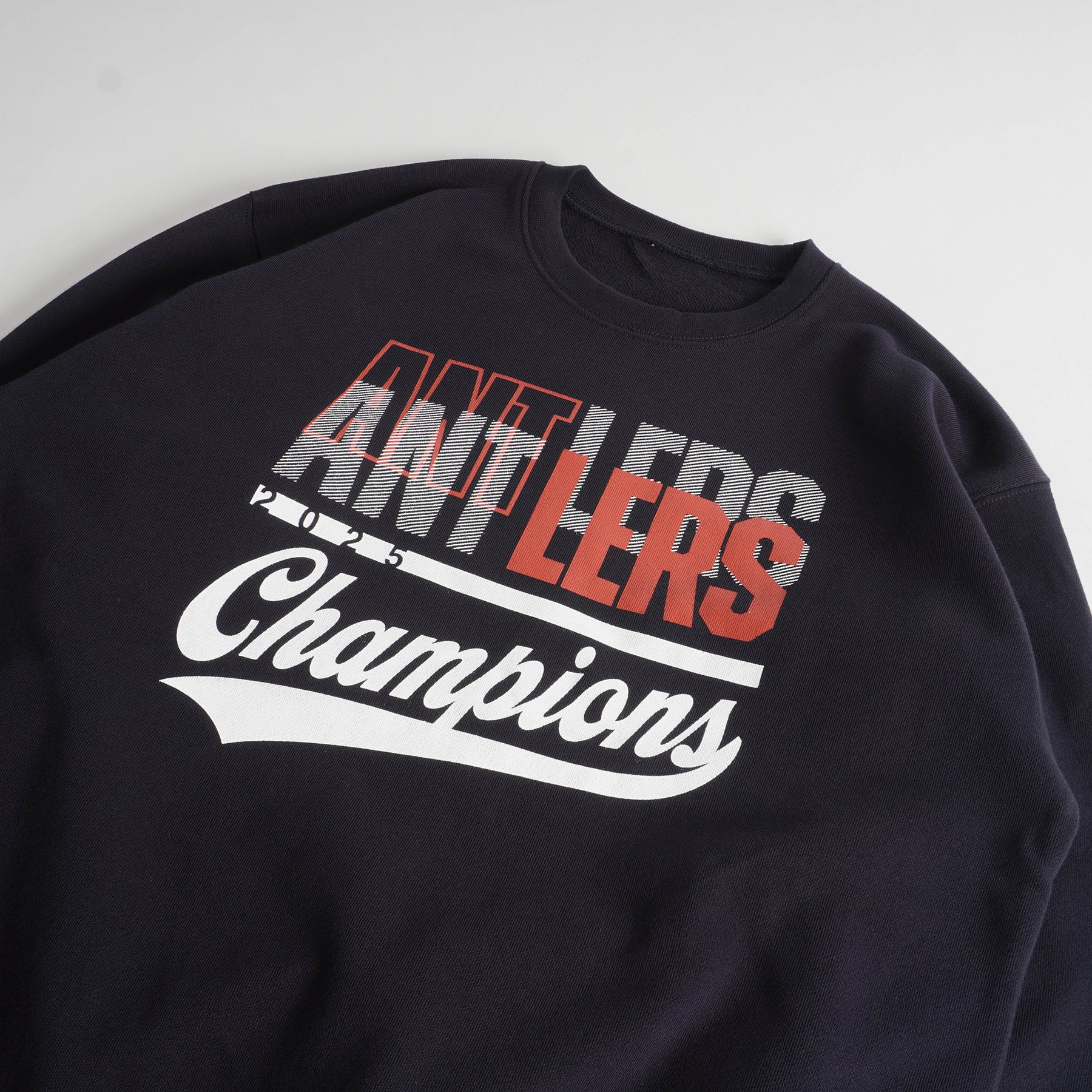 25J1リーグ優勝記念スウェット（CHAMPIONS）【予約】 – 鹿島