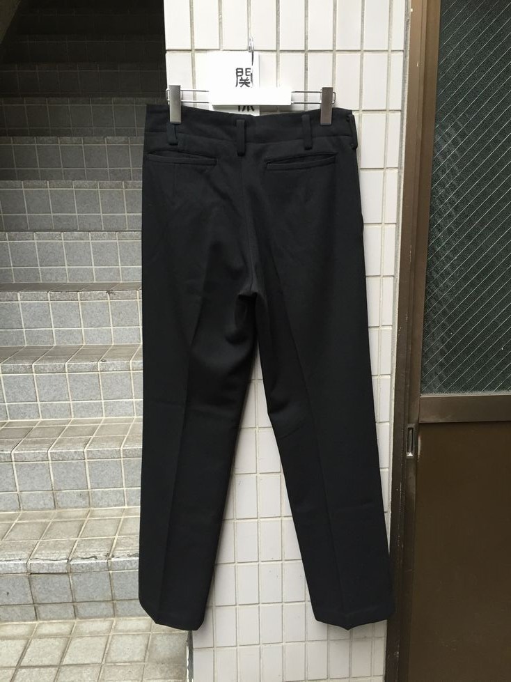 Yohji Yamamoto ヨウジヤマモト】黒ウール地スラックス