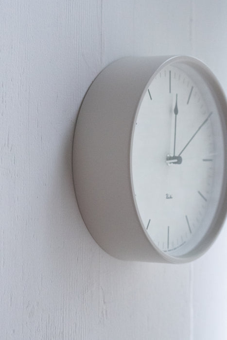 RIKI STEEL CLOCK ホワイト — ANTRY USE ONLY GENUINE