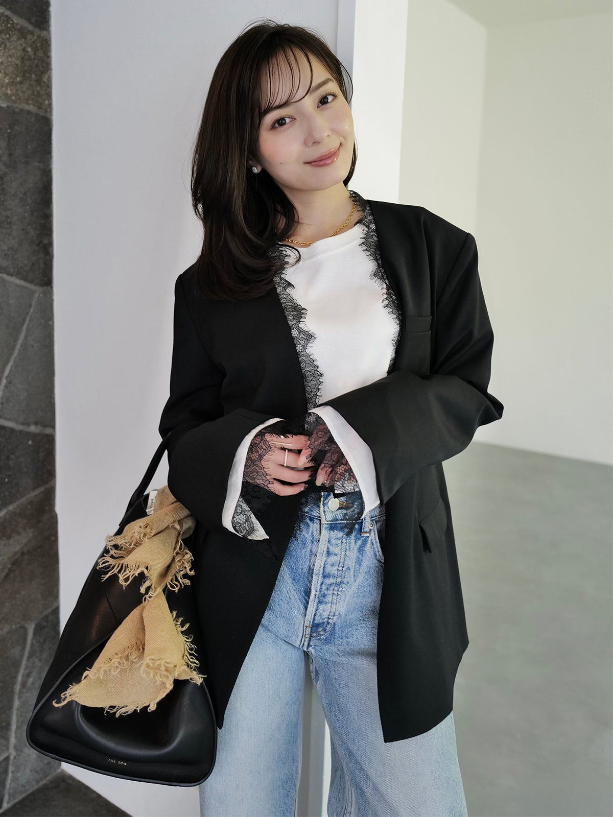 レーストリムノーカラージャケット