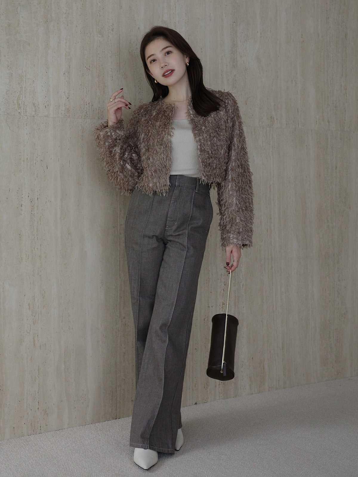 スリムフィットストレートデニム