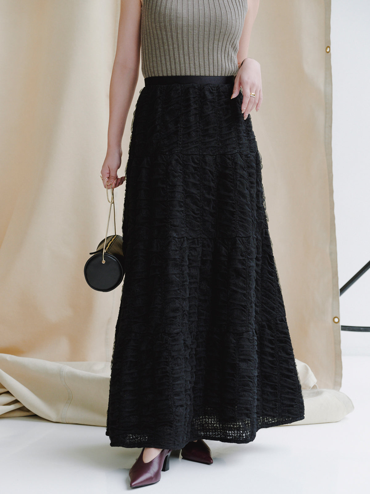 エンブロイダリーシアーチュールスカート