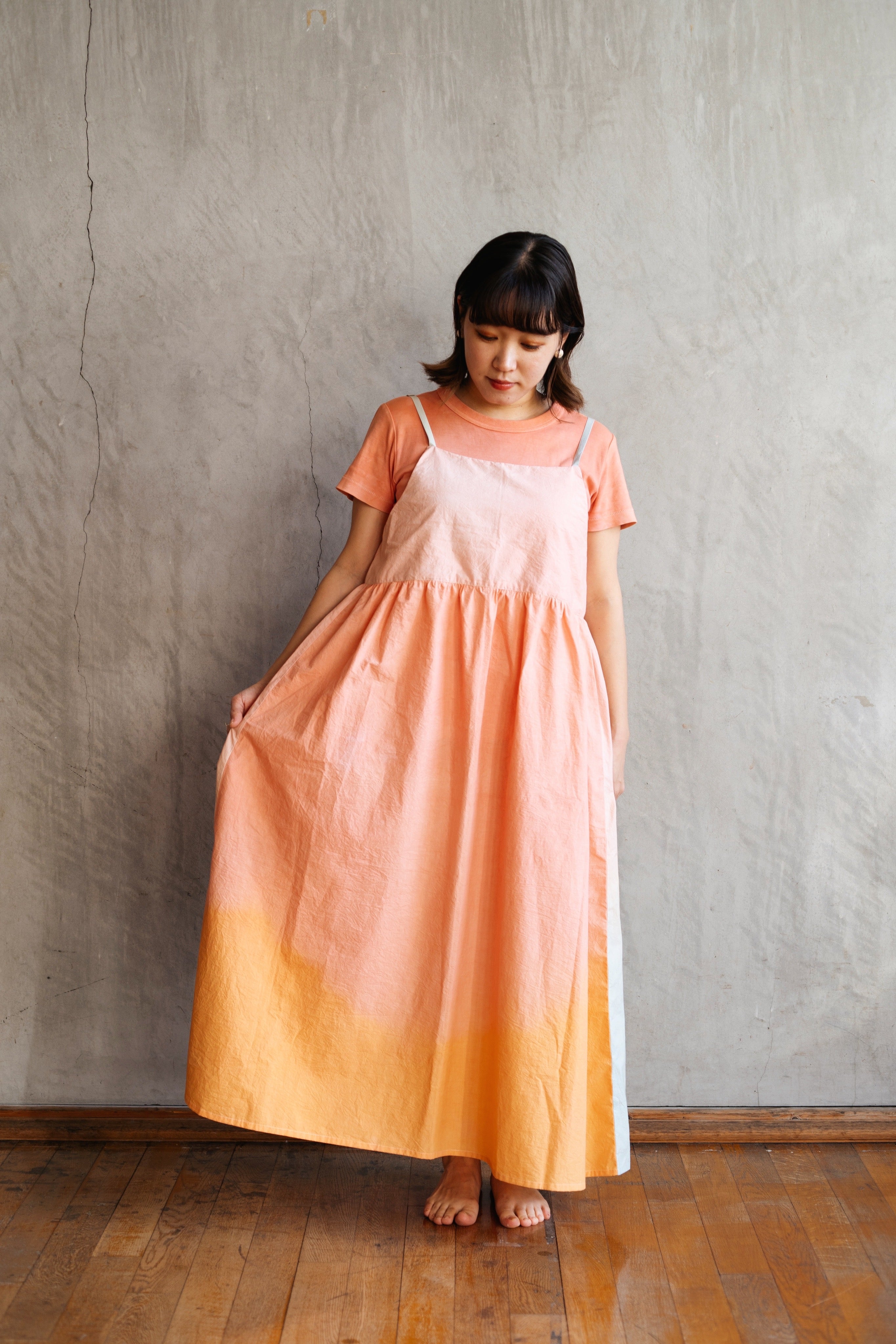 受注生産】草木染めキャミソールワンピース Sunrise＜朝焼け
