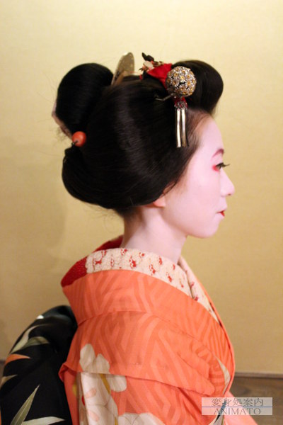 舞妓さんの髪型「おふく」を体験しました | 変身処案内ANIMATO