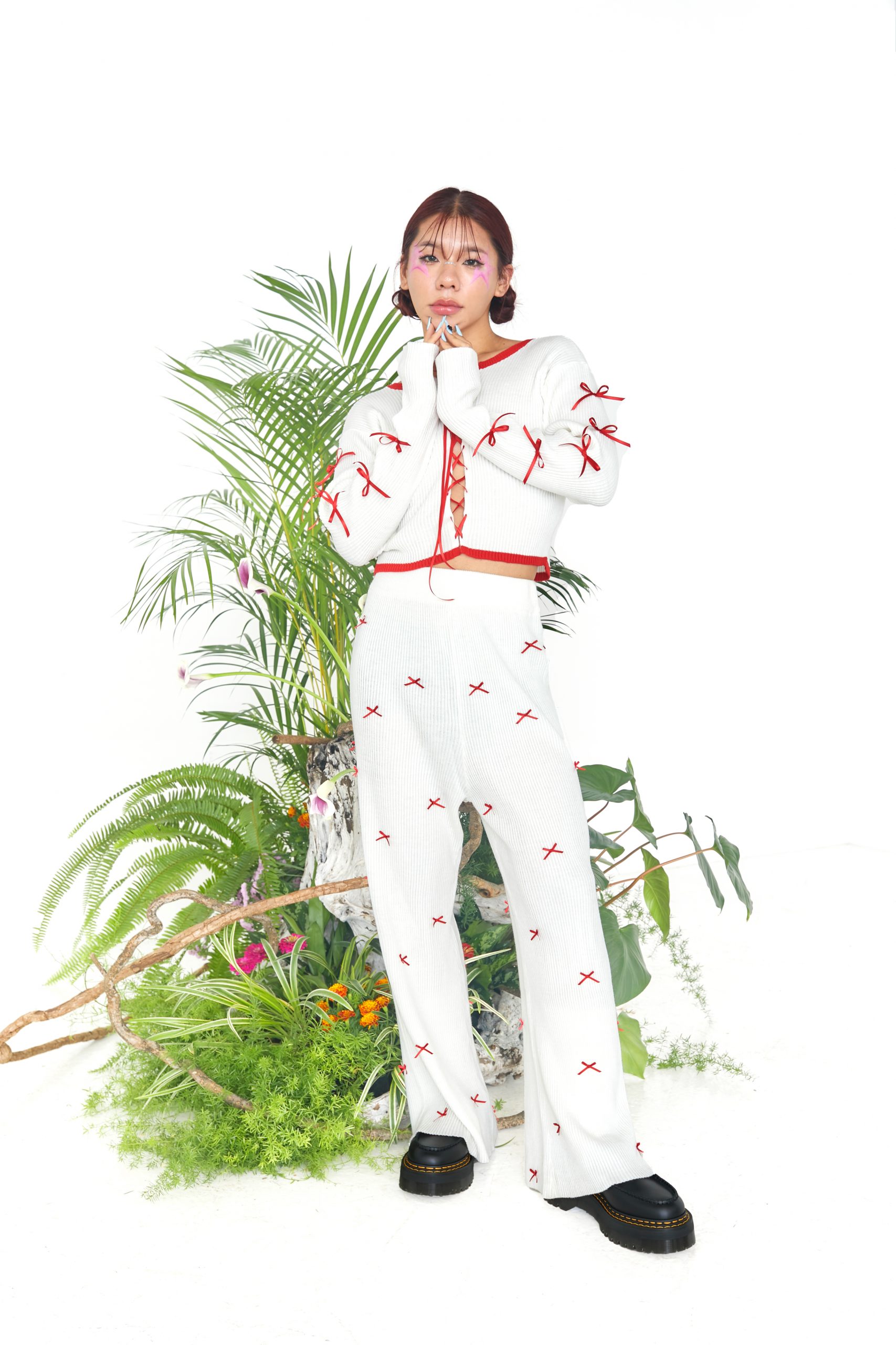 とうあがプロデュースを手がけるアパレルブランド「BG」がデビュー