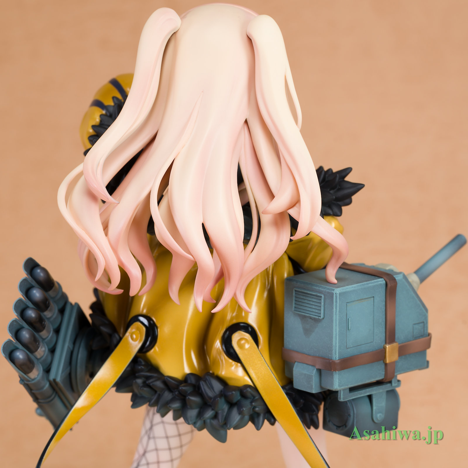 ミメヨイ バッチ アズールレーン よつばとフィギュアレビュー