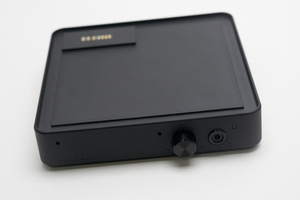 ASCII.jp：重箱スタイルで拡張できる小型PC『Acer Revo Build