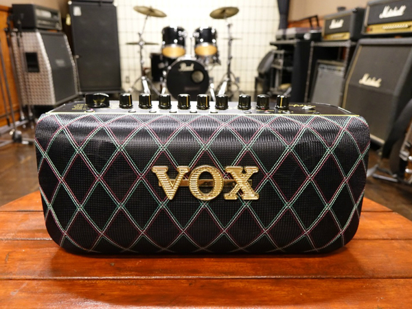 ASCII.jp：気持ちいいくらいサラウンドがすごいVOXのアンプ「Adio Air