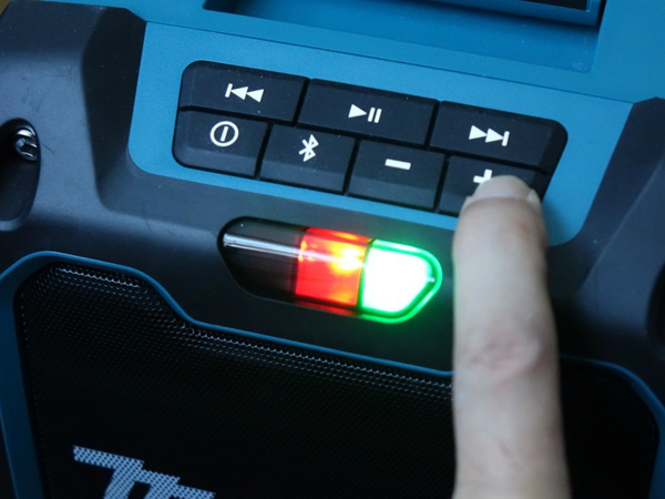 ASCII.jp：マキタのBluetoothスピーカー「MR200」は音も仕様も構造も