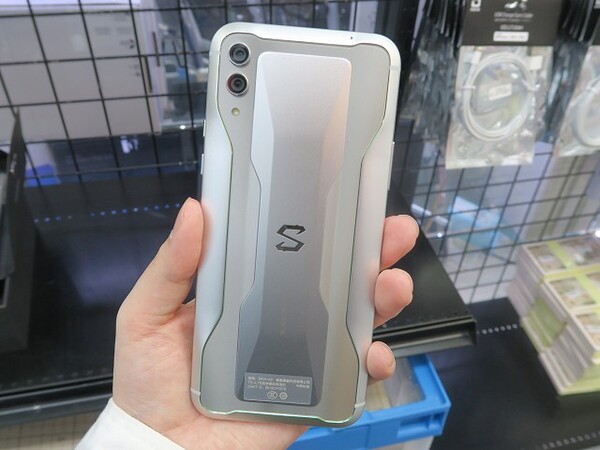 ASCII.jp：最強ゲーミングスマホ「Black Shark2」の海外版がアキバに入荷