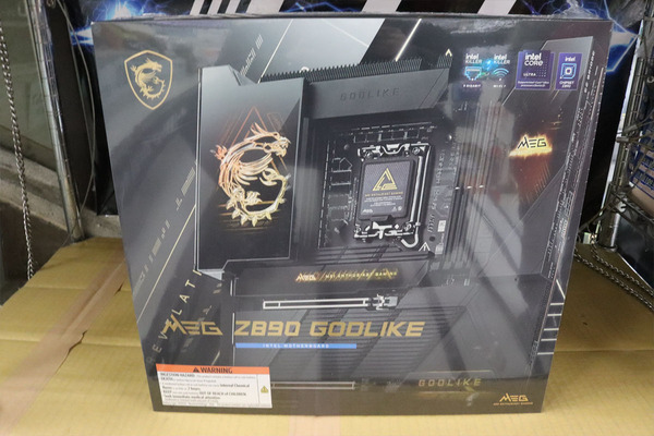 これ買える人うらやましい…… 問答無用の超絶ハイエンドマザーボード