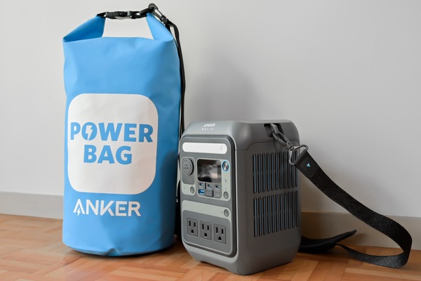ASCII.jp：Anker、防災バッグとポータブル電源をセットに 非常食も充電